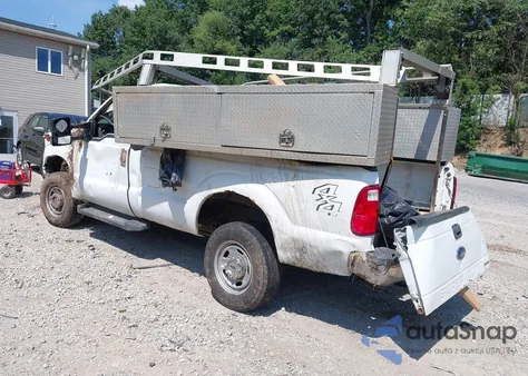 2014 Ford F-250 Xl z USA, uszkodzony, nr VIN 1FTBF2B66EEA80919